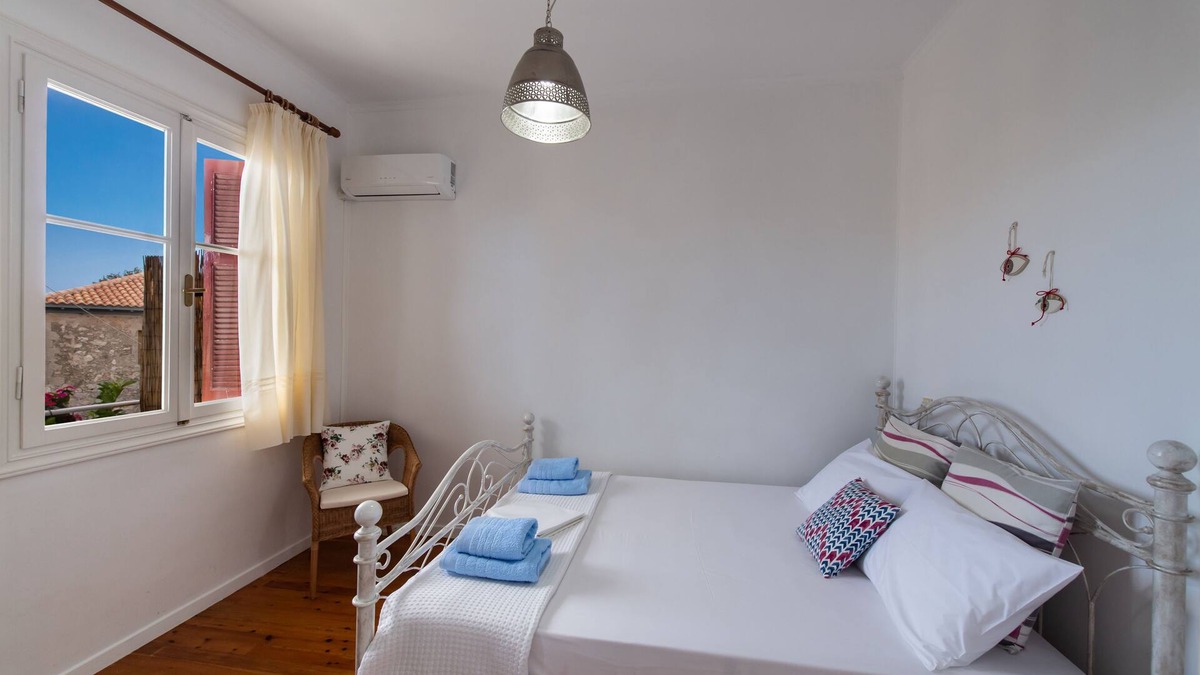 Tsoukaladhes Apartment | To Patriko Tsoukalades - Cozy Village Apartment