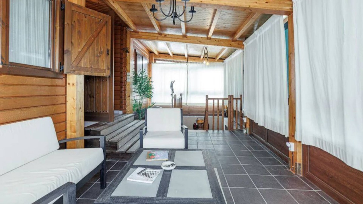 Lugo House | to Pontella