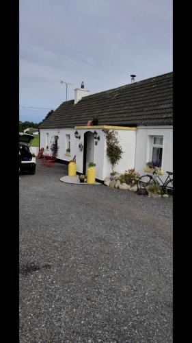 Bellananagh House | Toddys Cottage & Stables