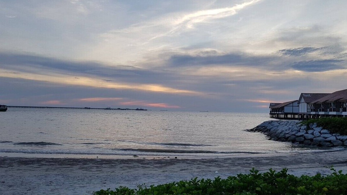 Taman Tanjung Ski Chalet | Tokido Private Water Chalet, PD