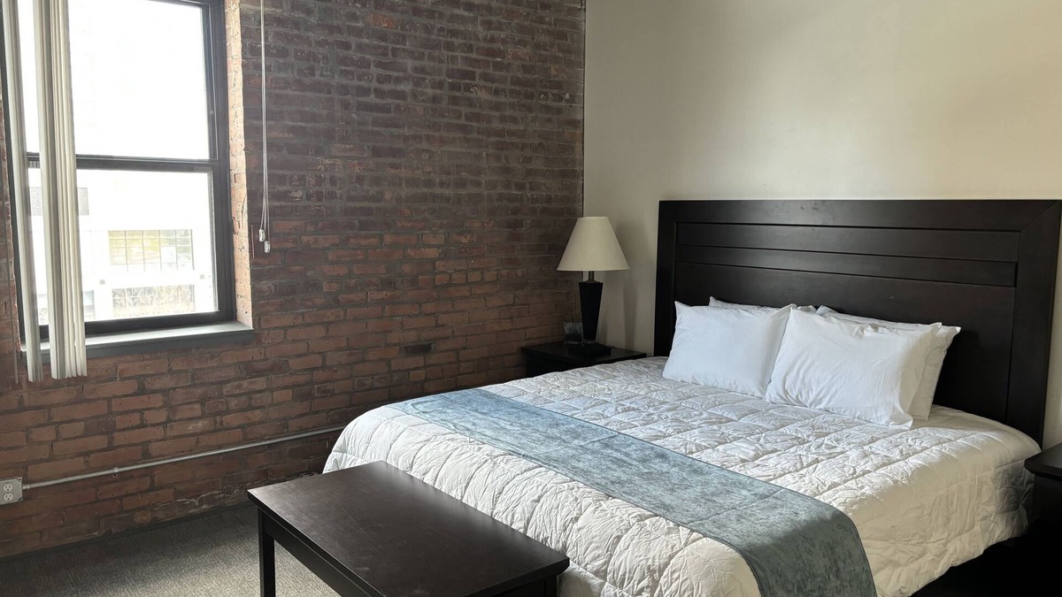 Downtown Toledo Apartment | Toledo Tranquility: Luxe 2-Bed Retreat - Your Perfect Stay Awaits! ADA compliant
