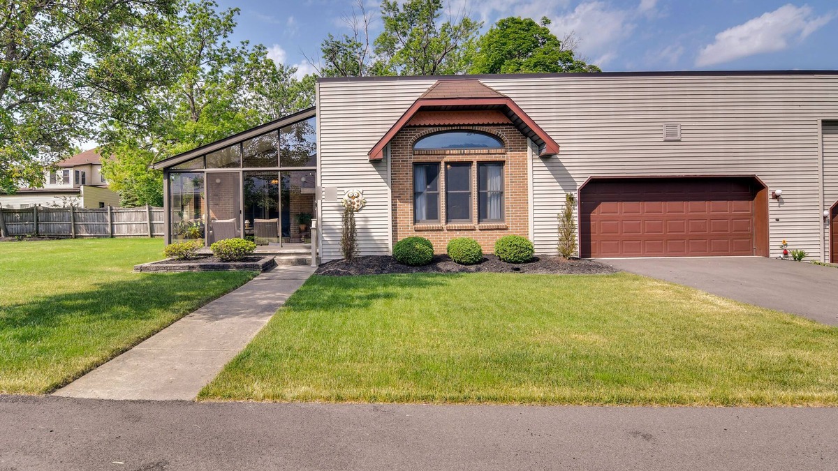 Tonawanda House | Tonawanda Vacation Rental ~ 13 Mi to Niagara Falls