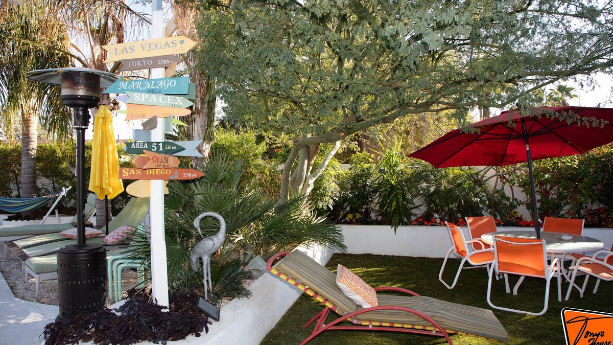 Alhambra House | Tony's House a gay clothing-optional just male guest house