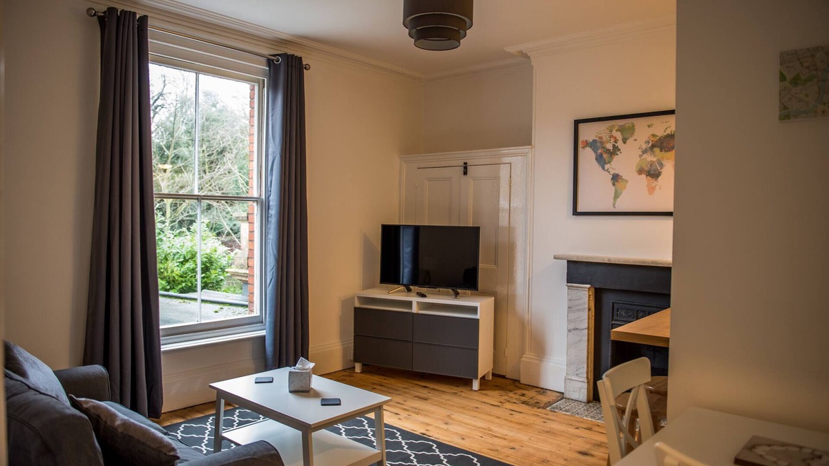 Ipswich Apartment | Toothbrush Apartments - Central Ipswich - Fonnereau Rd
