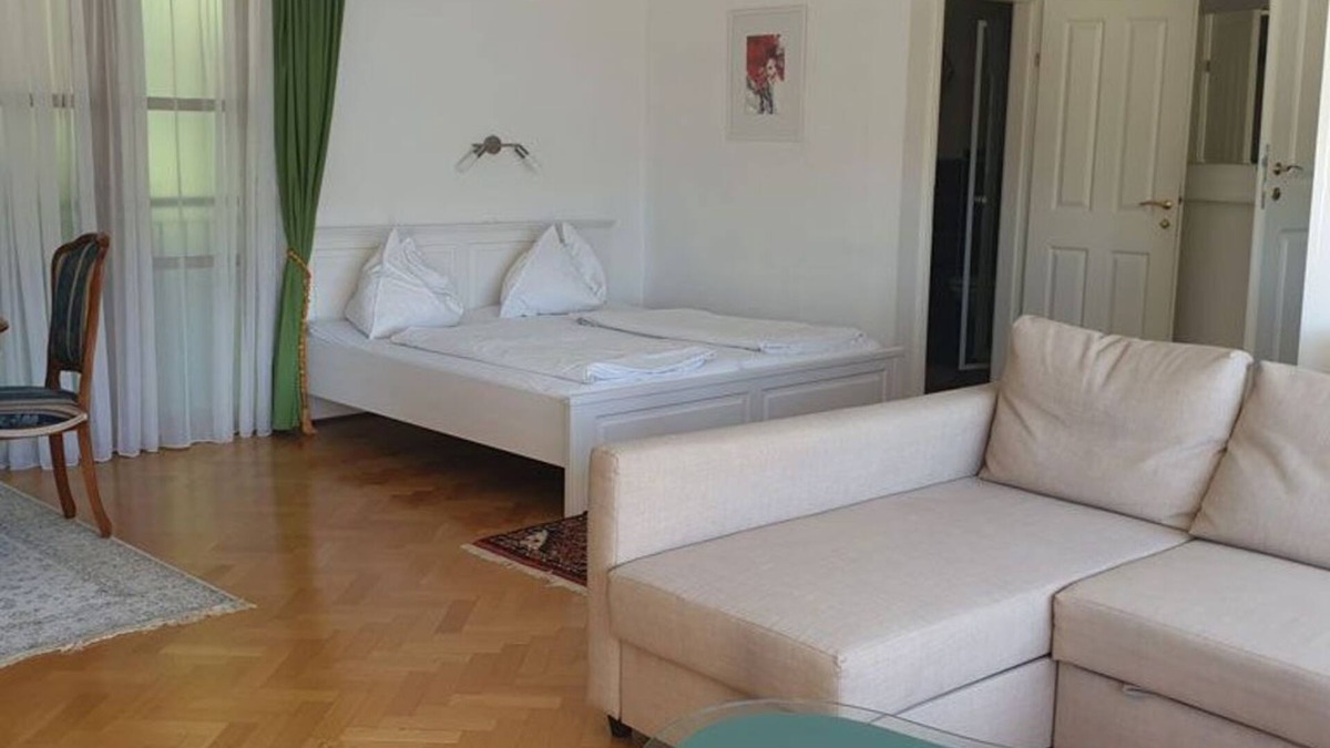 Seewalchen am Attersee House | Top 1 mit Dachterrasse mit Seeblick - Hotel Litzlberger Keller