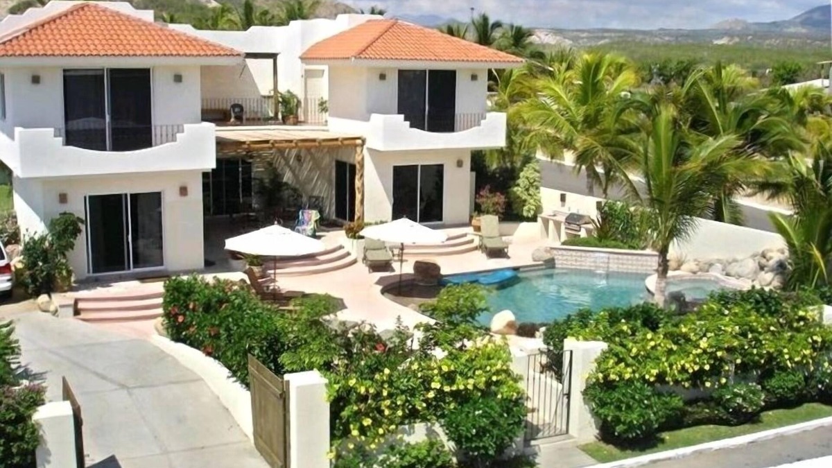 Santa Rosa Villa | Top 10 Rental - 6 Bedrooms/6 Baths, Pool/Spa, Private Community, Close to Beach