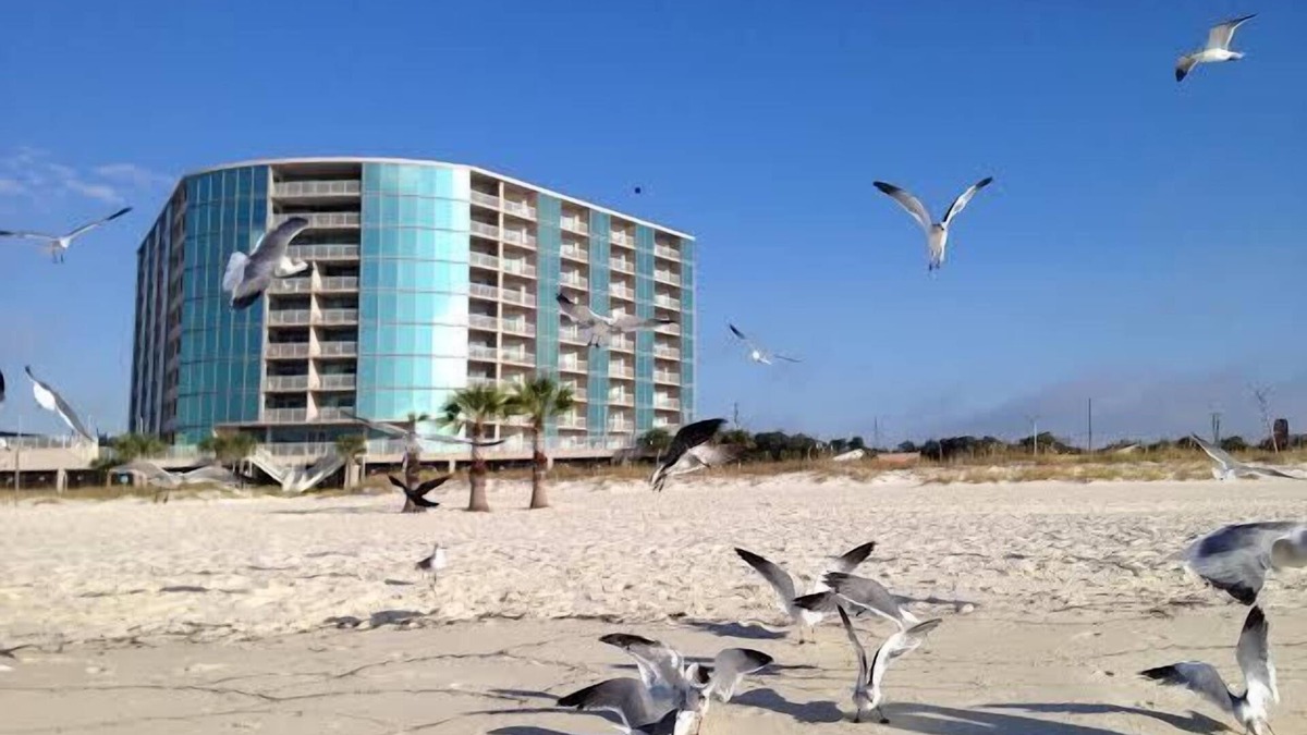 Biloxi Condo | Top 10th Floor! Panoramic Views! On Beach! Fitness Center! Cabana Optional!