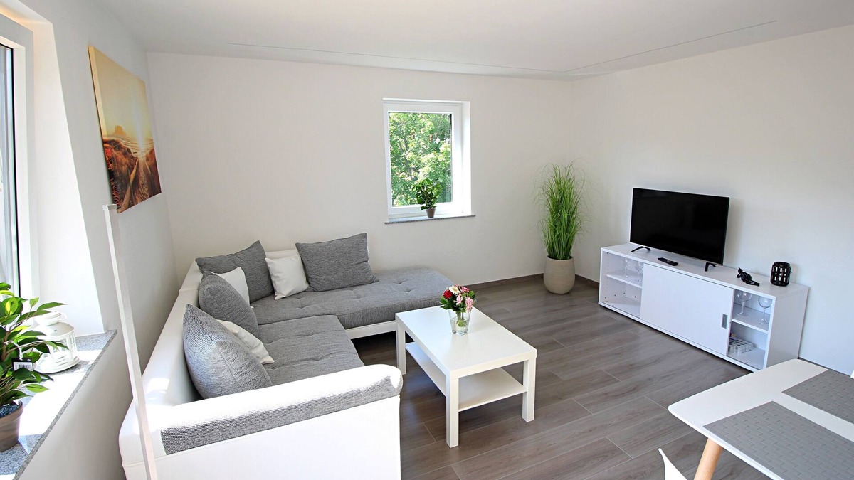 Herzogenaurach Apartment | Top apartment in a quiet location, yet central