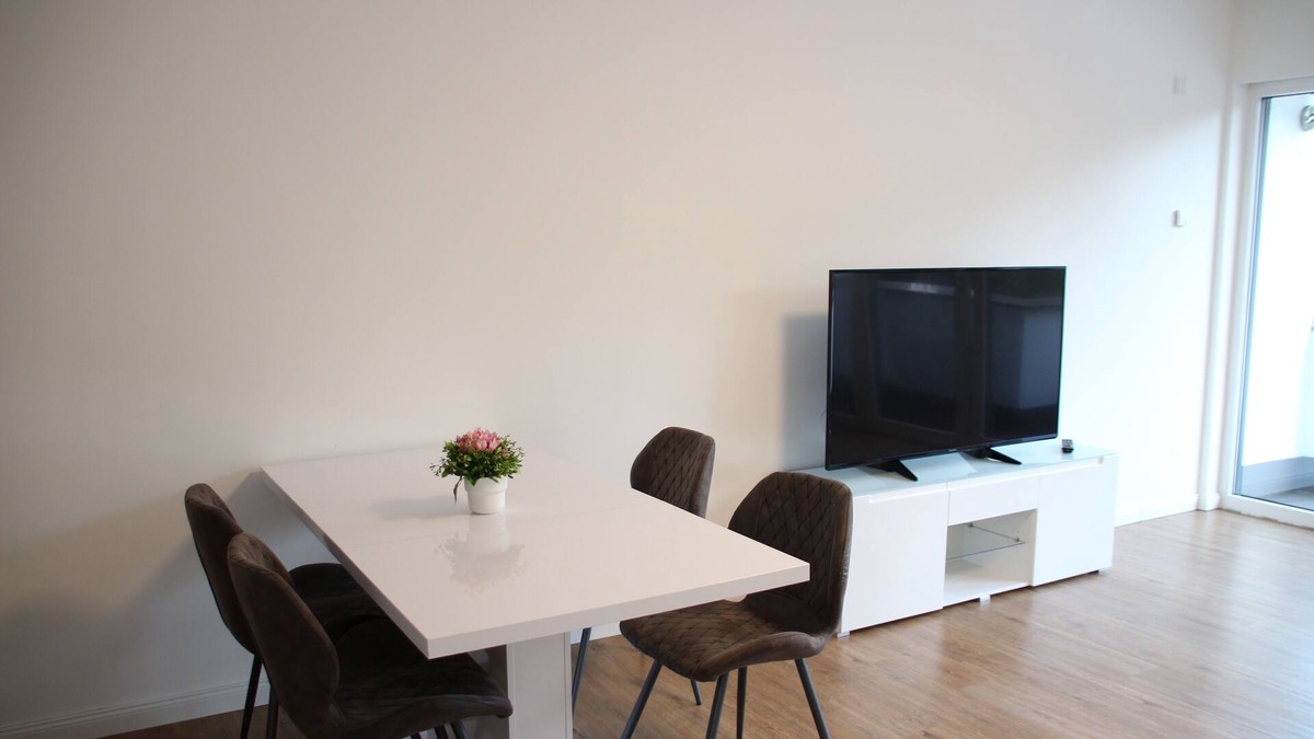 Hilden House | Top Appartment in Hilden to rent, Lift, Fully furnished with equipped kitchen,