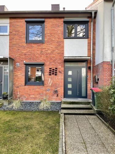 Langenhorn Apartment | Top ausgestattetes Reihenhaus in zentraler, ruhiger & grüner Lage