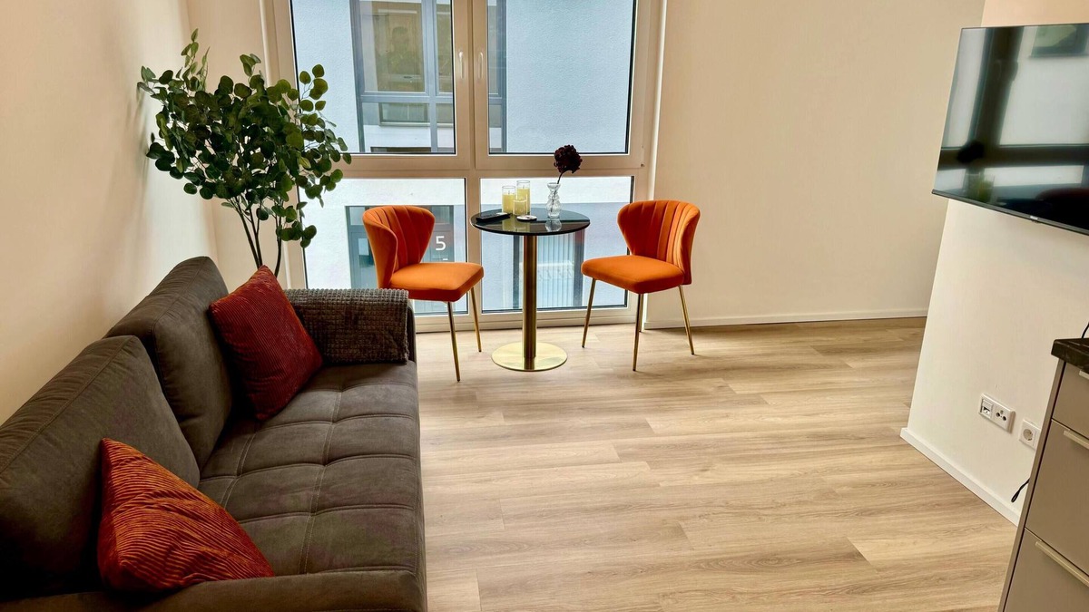 Rheindahlen-Land Apartment | *TOP DEAL* Luxury Apartment with Kitchen