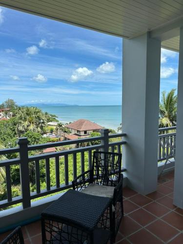 Khanom Apartment | Top-Floor 1-Bedroom Ocean View Condo