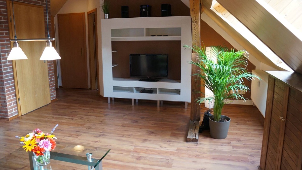 Finow Apartment | Top floor - apartment