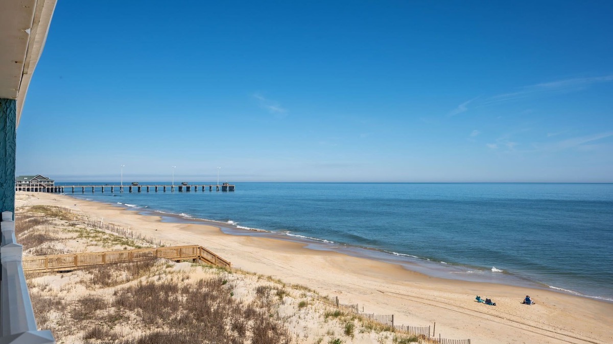 South Nags Head Condo | Top Floor, Direct Oceanfront! PierView Unit 306 Private Oceanfront Balcony!