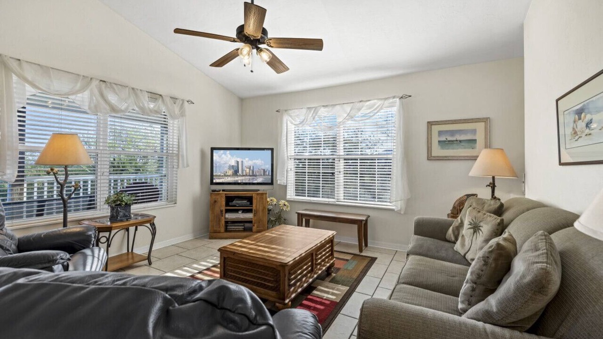 Cedar Key Apartment | Top Floor Hideout C304 NL