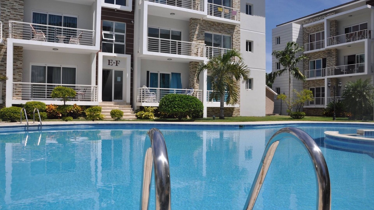 La Esplanada Condo | TOP FLOOR LUXURY PENTHOUSE WITH POOL, FAMILY-FRIENDLY AND IN THE CENTER OF SOSUA