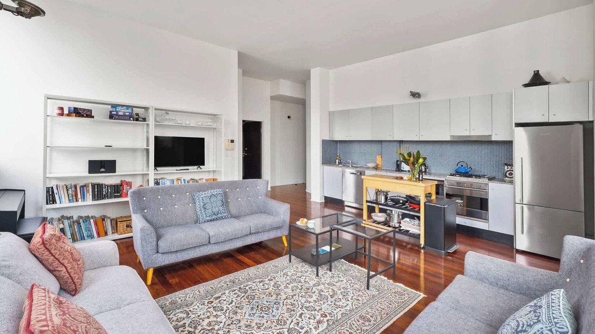Surry Hills Apartment | Top Floor Warehouse Haven in Surry Hills Sydney