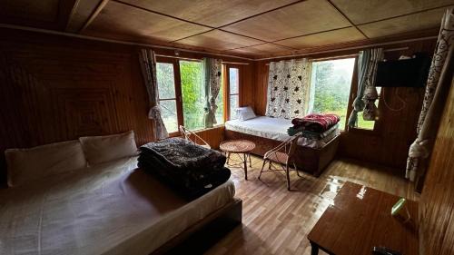 Pahalgam House | Top Hill Cottage