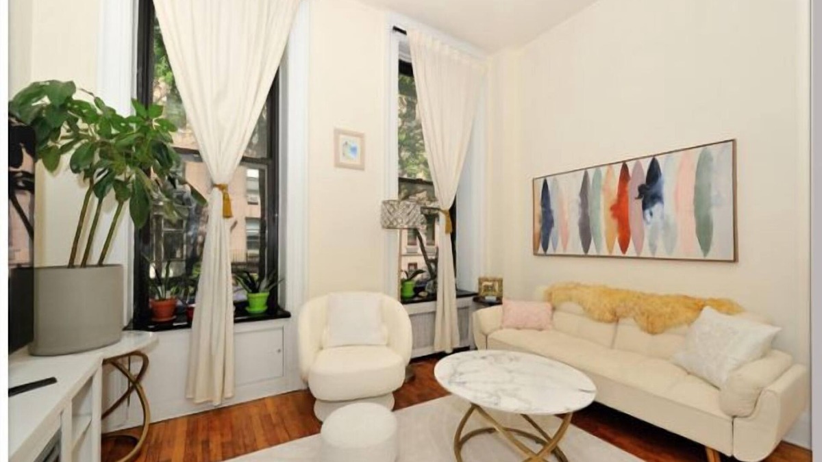 Midtown East Apartment | Top Murray Hill Spot! Steps from Grand Central!