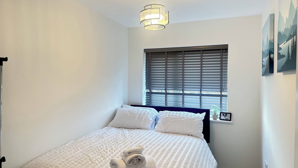 Wolverhampton House | Top of the range luxury 4 bedroom house
