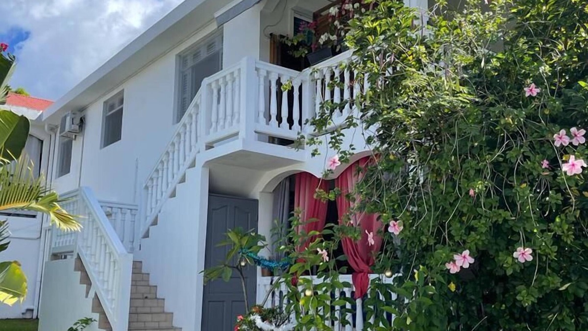 Trois-Rivieres Apartment | Top of villa, beautiful terrace, beach nearby