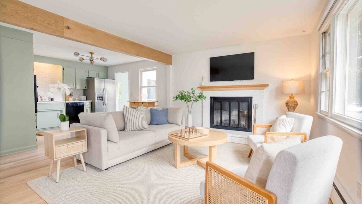 Fairfield House | Top Rated Gem, Fire Pit, Near Beach, Fairfield U, 90 min to NYC
