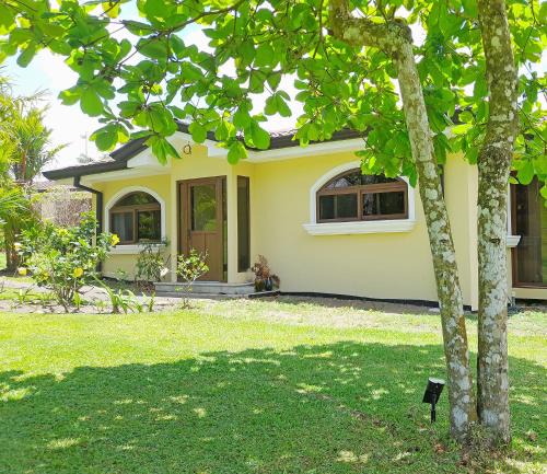 Tronadora Villa | TOP RATED - Stunning Lake Arenal 2 Bed Country House