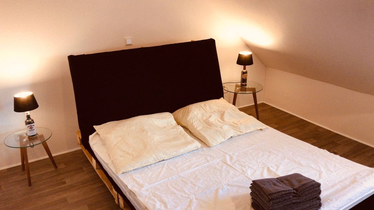 Dinslaken Condo | Top renovated apartment in Dinslaken