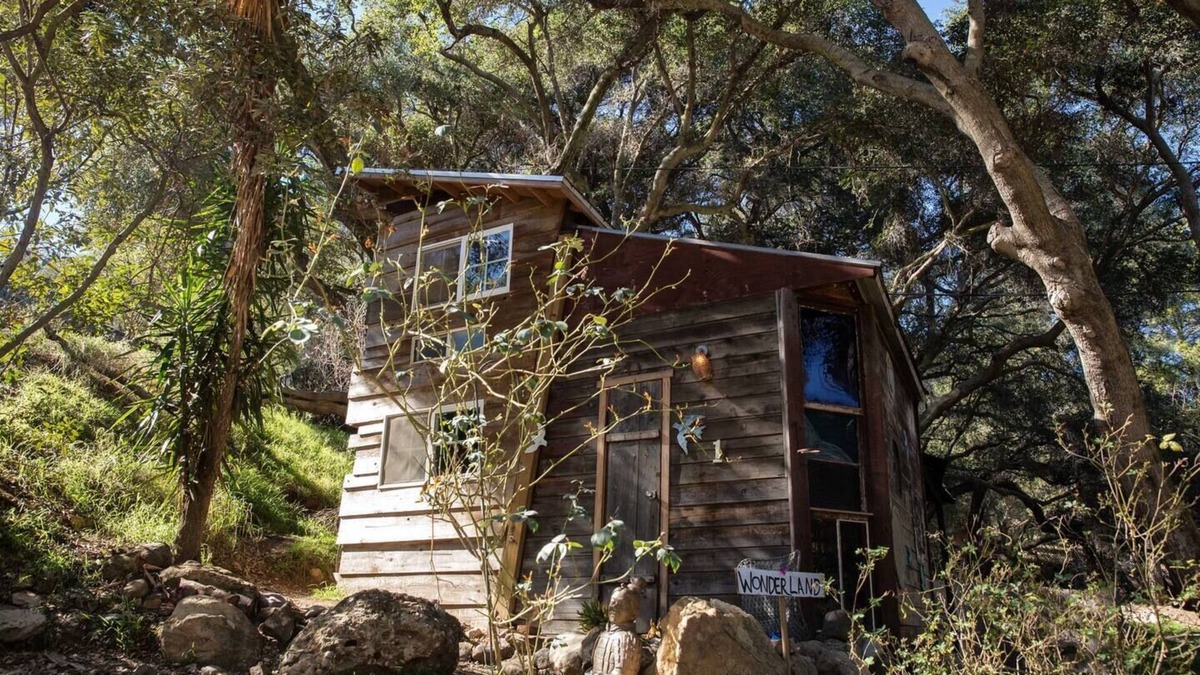 Topanga Ski Chalet | Topanga Mountain Retreat - The Wonderland Cabin