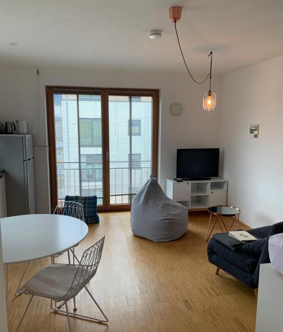 Brannenburg Apartment | Topmodernes Studio - Sommer im bayerischen Inntal