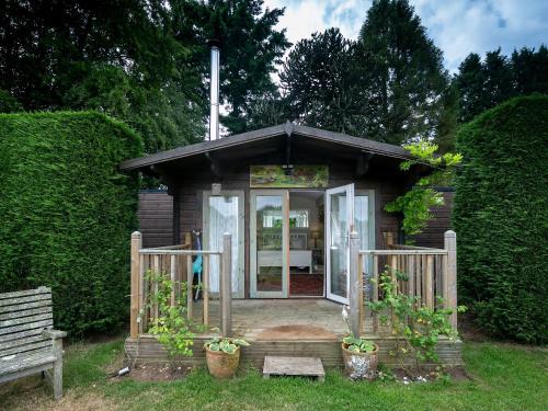 Chilworth House | Tor Hatch Cabin