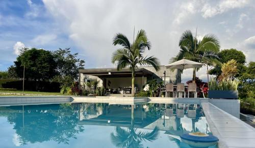 Quimbaya House | Torcaza Casa de Campo