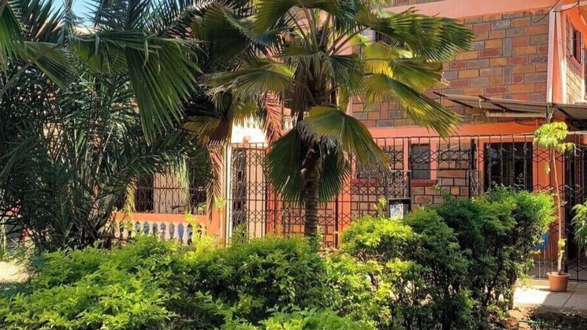 Kisumu Hotel | Torchys Lounge Hotel in Kisumu Unit 4