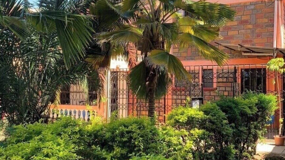Kisumu Hotel | Torchys Lounge Hotel in Kisumu Unit 10
