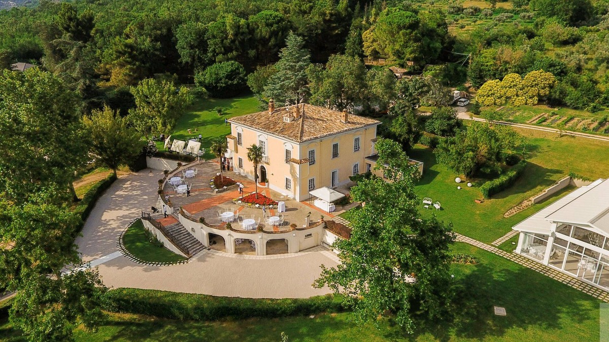 San Potito Sannitico Villa | Torellone Estate - Villa with swimming pool