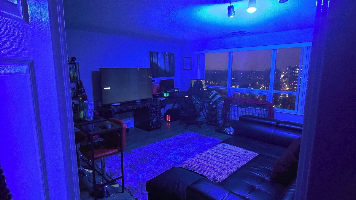 Etobicoke Condo | Toronto Penthouse available!