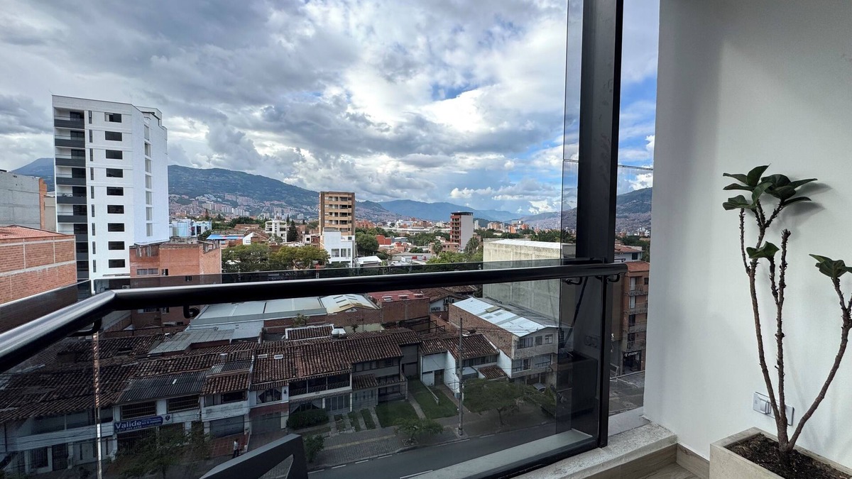 Belen Apartment | Torre Zurich Luxury