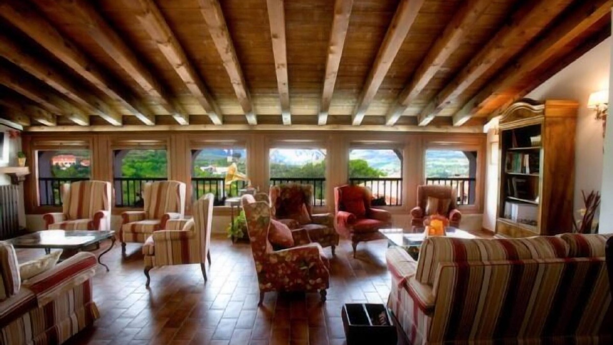 Nalda House | Torredano rural house: 8 rooms all with bathroom (ask for discounts)