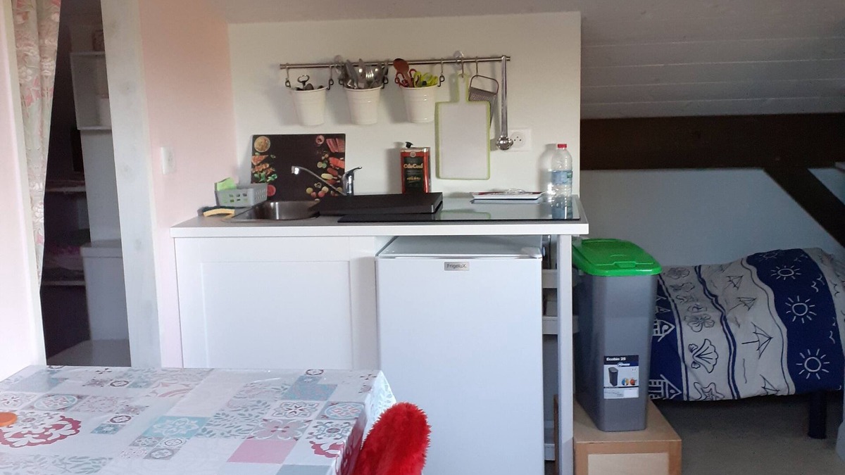 Charritte-de-Bas House | Torttua country gite close to hiking trails
