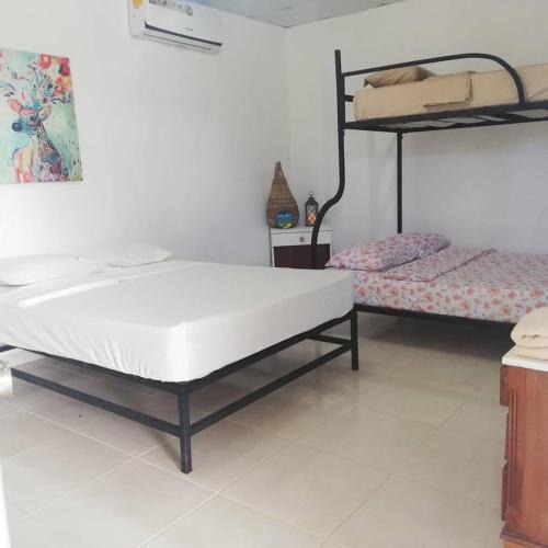 Guanico Abajo House | Tortuga Hostal