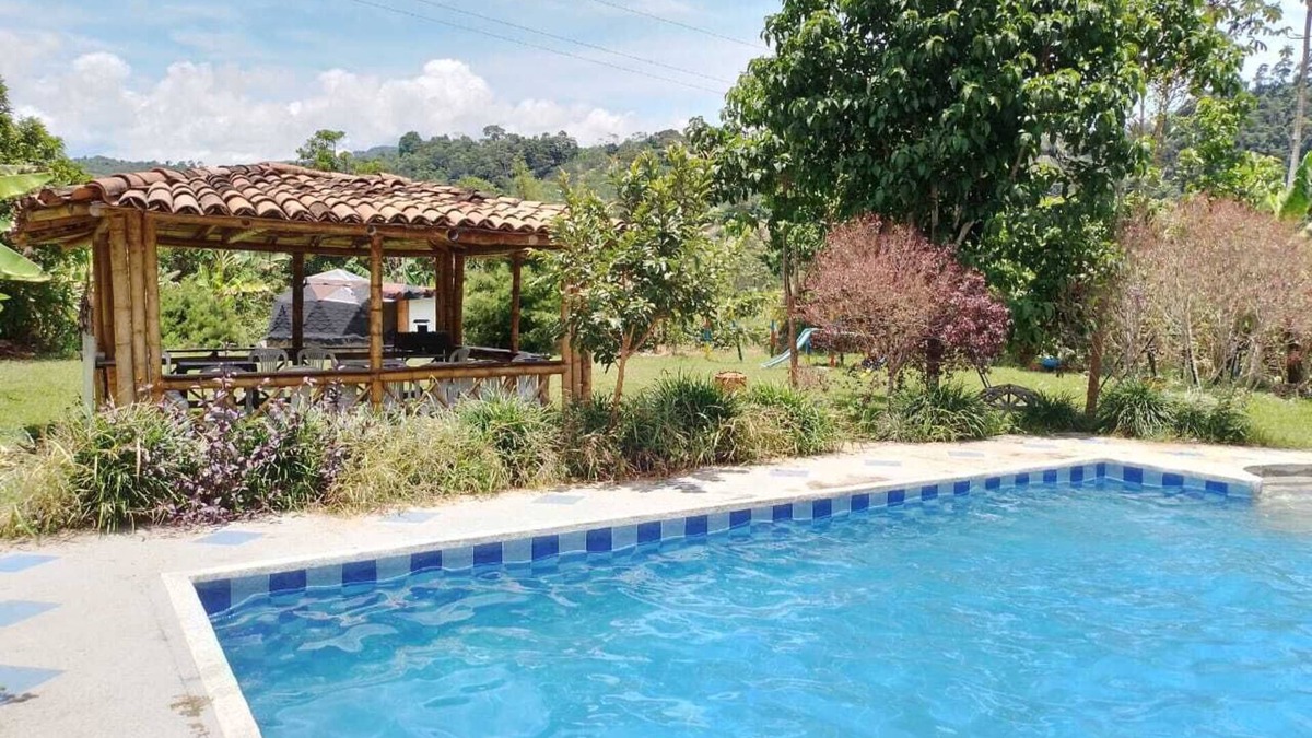 Libano Cottage | Total Conexión con la Naturaleza y la Cultura Cafetera del Tolima