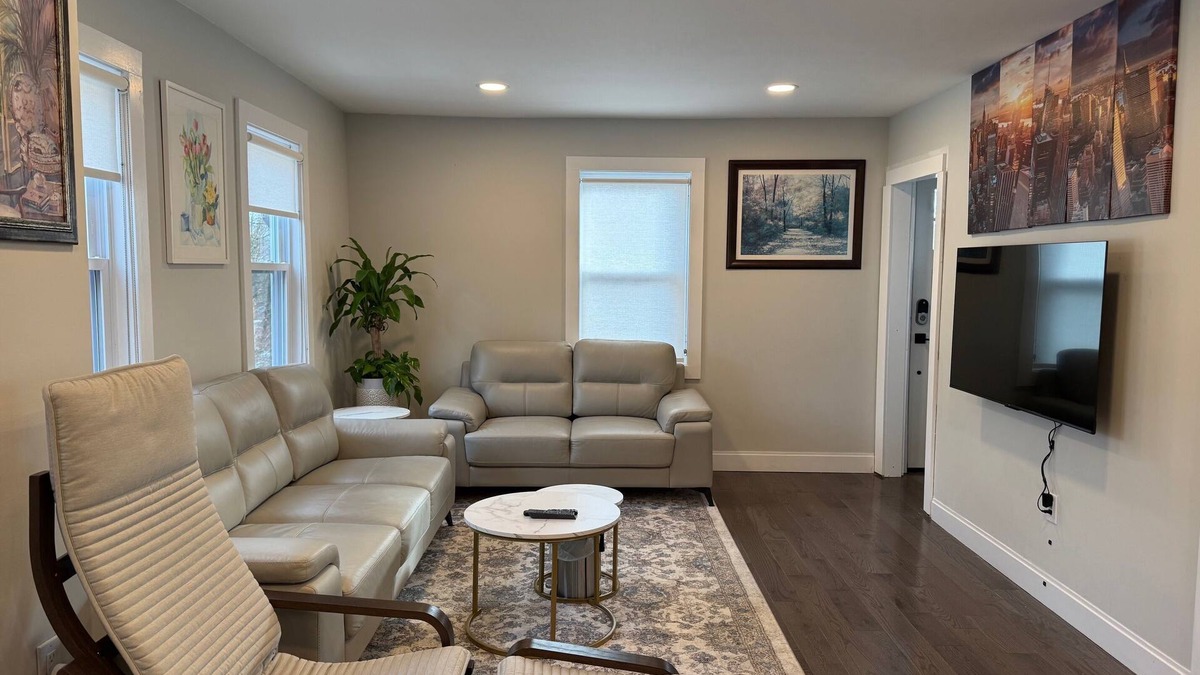 Framingham House | totally remodeled house with fitness room, close to Boston and Worcester