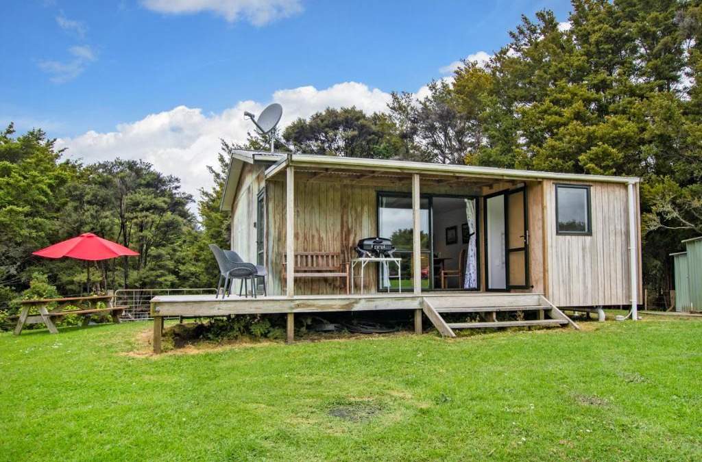 Mangawhai House | Totara Folly - Mangawhai Holiday Home
