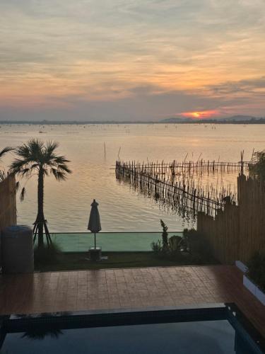 Ban Nok House | Touchwarin kohyor pool villa ธัชวารินเกาะยอพูลวิลล่า