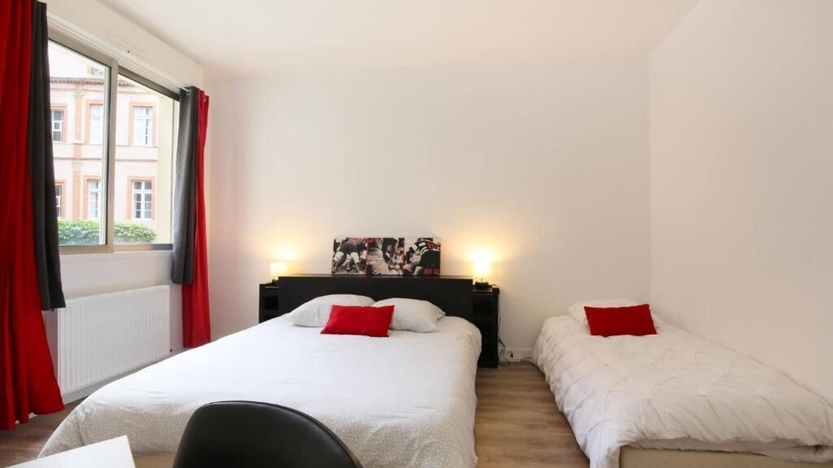 Saint-Etienne Apartment | Toulouse Saint Georges Apt T3, 2 Chambres PK