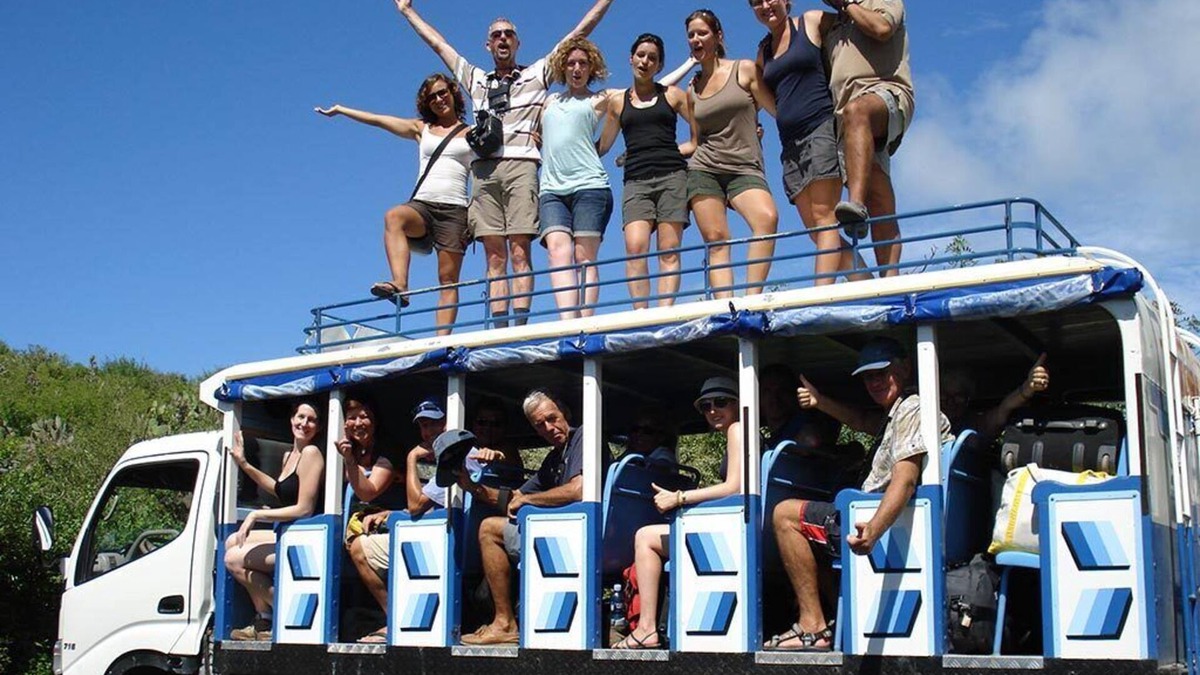 Puerto Villamil House | Tour to volcan, swim with sharks! Double Room Suite #3