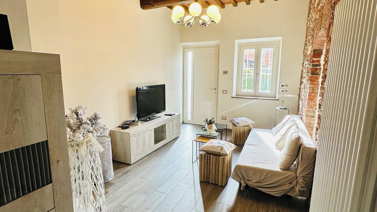 Capannori House | Tourist Location Rania