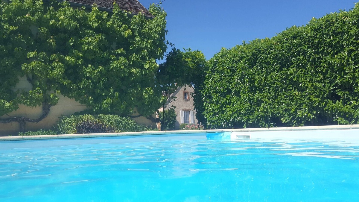 Hauterive House | TOURTERELLE, near Auxerre and Chablis