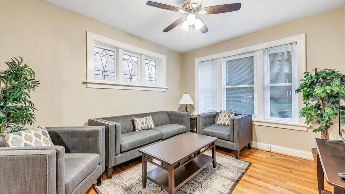 Southwest Garden Hotel | Tower Grove Getaway sleeps 8