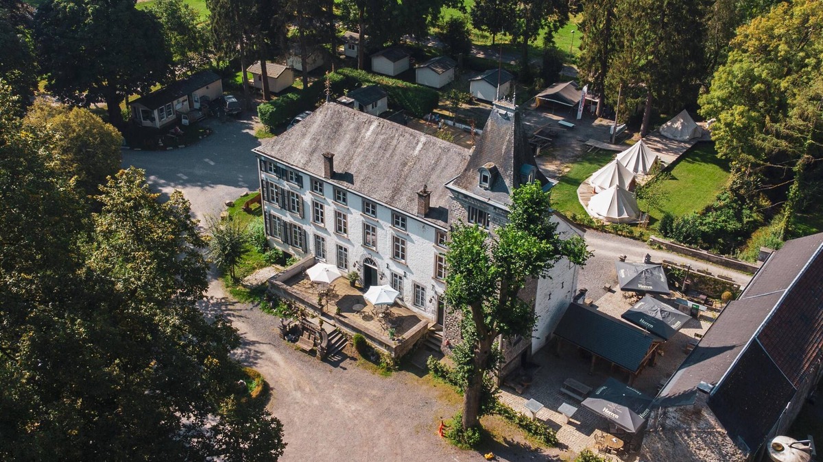 Aywaille Apartment | Tower house in a 16th-century castle with terrace